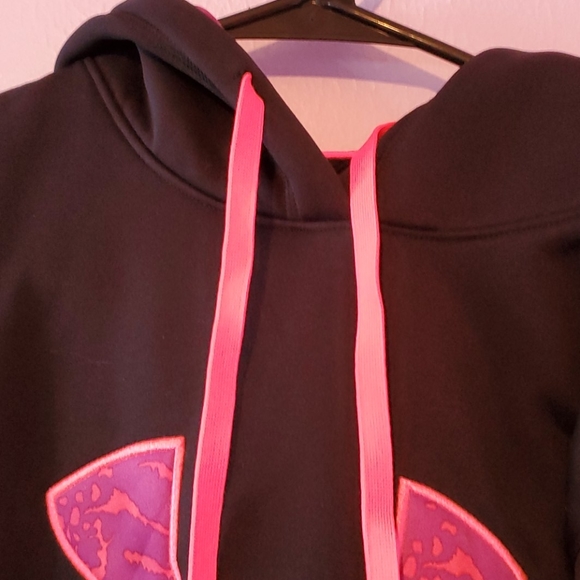 Under Armour sweater - Picture 3 of 7